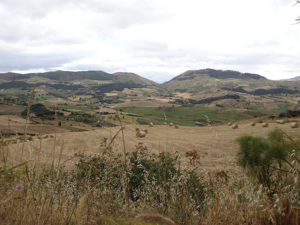 Agriturismo San Pietro Gangi Esterno foto