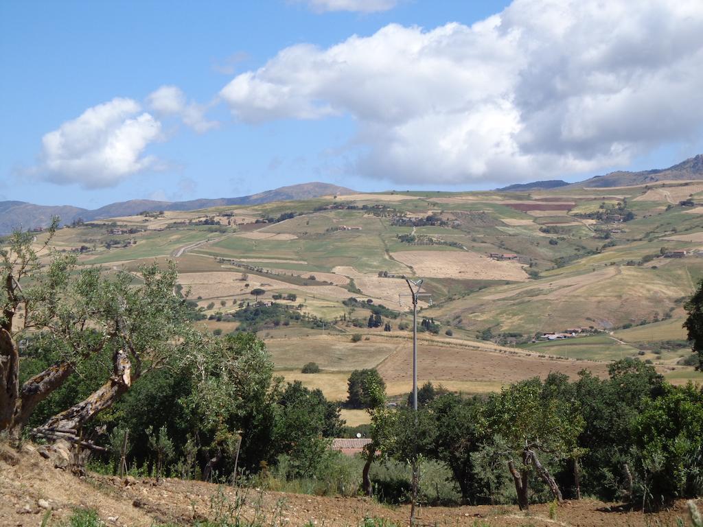Agriturismo San Pietro Gangi Esterno foto